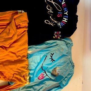 Lot of long sleeve shirts